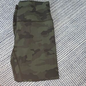 Camo women’s lululemon leggings